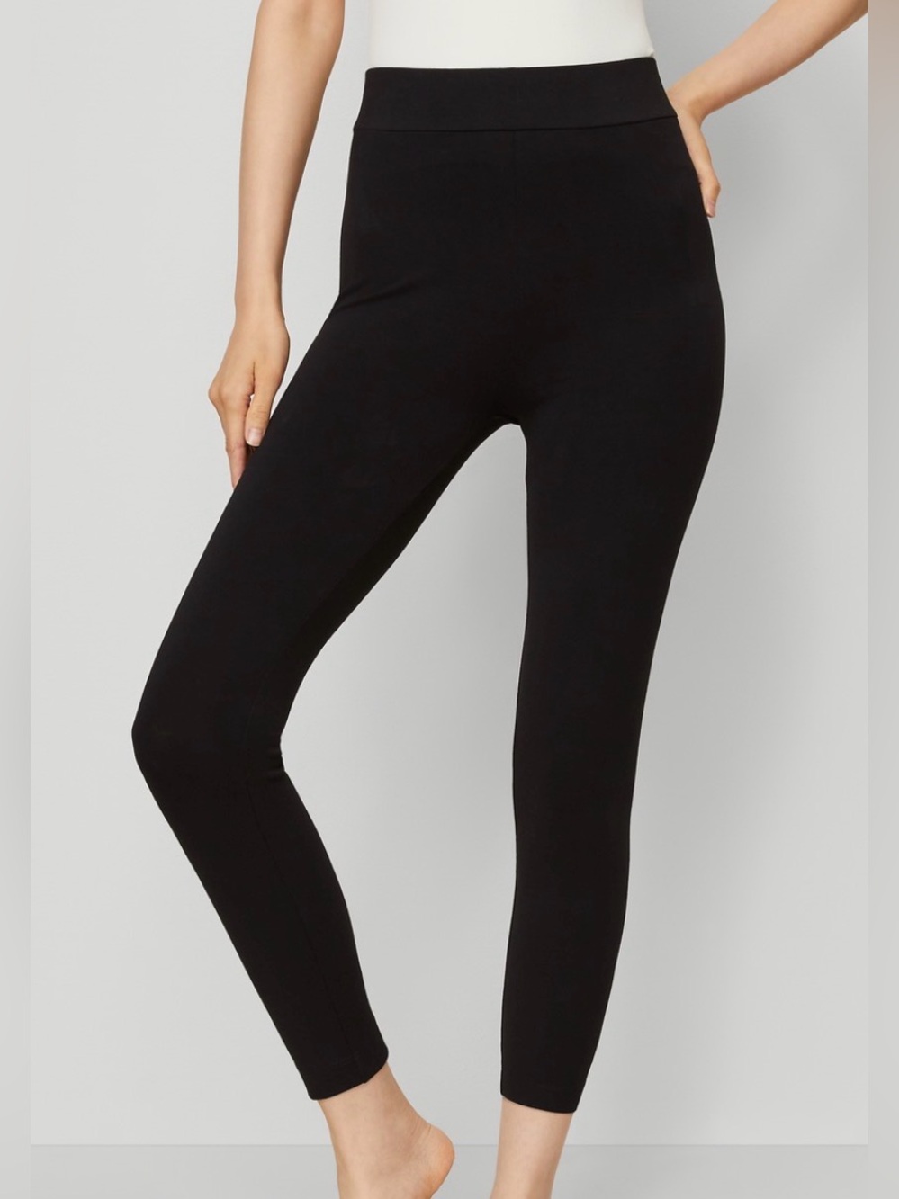 NWT Ann Tayloe Essential Leggings